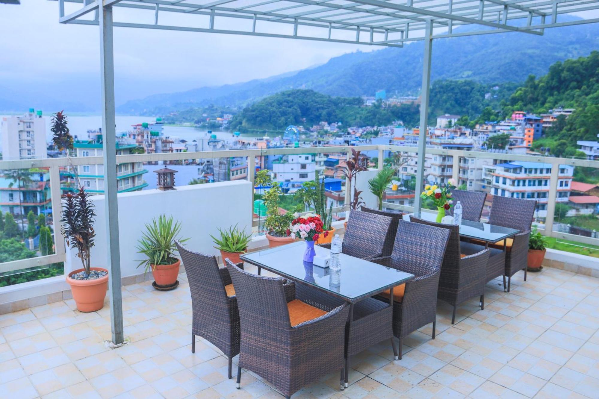 Chautari Boutique Hotel Pókhara Exteriér fotografie