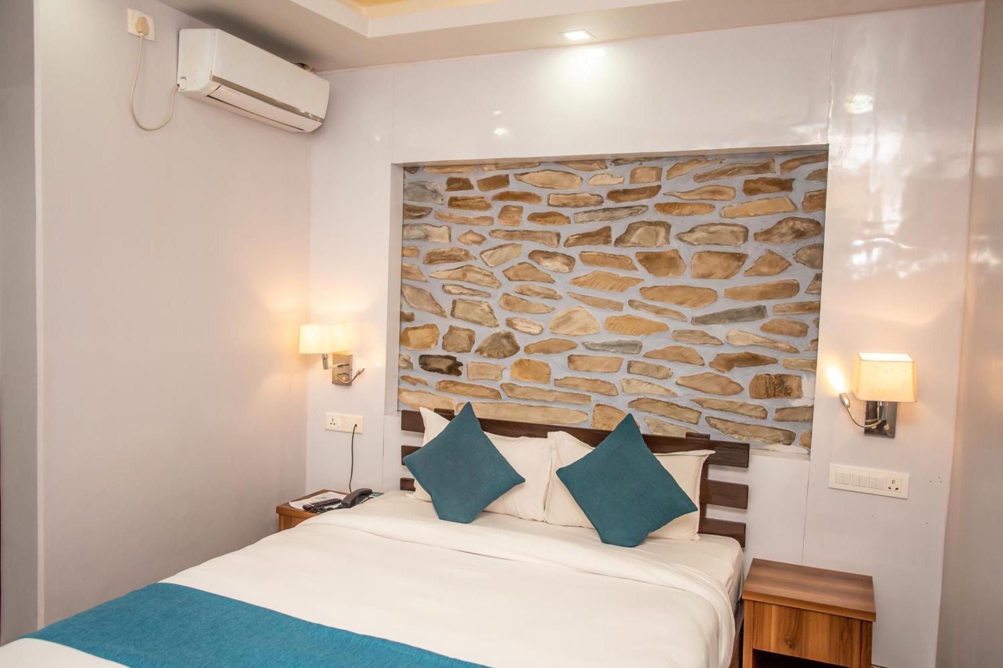 Chautari Boutique Hotel Pókhara Exteriér fotografie